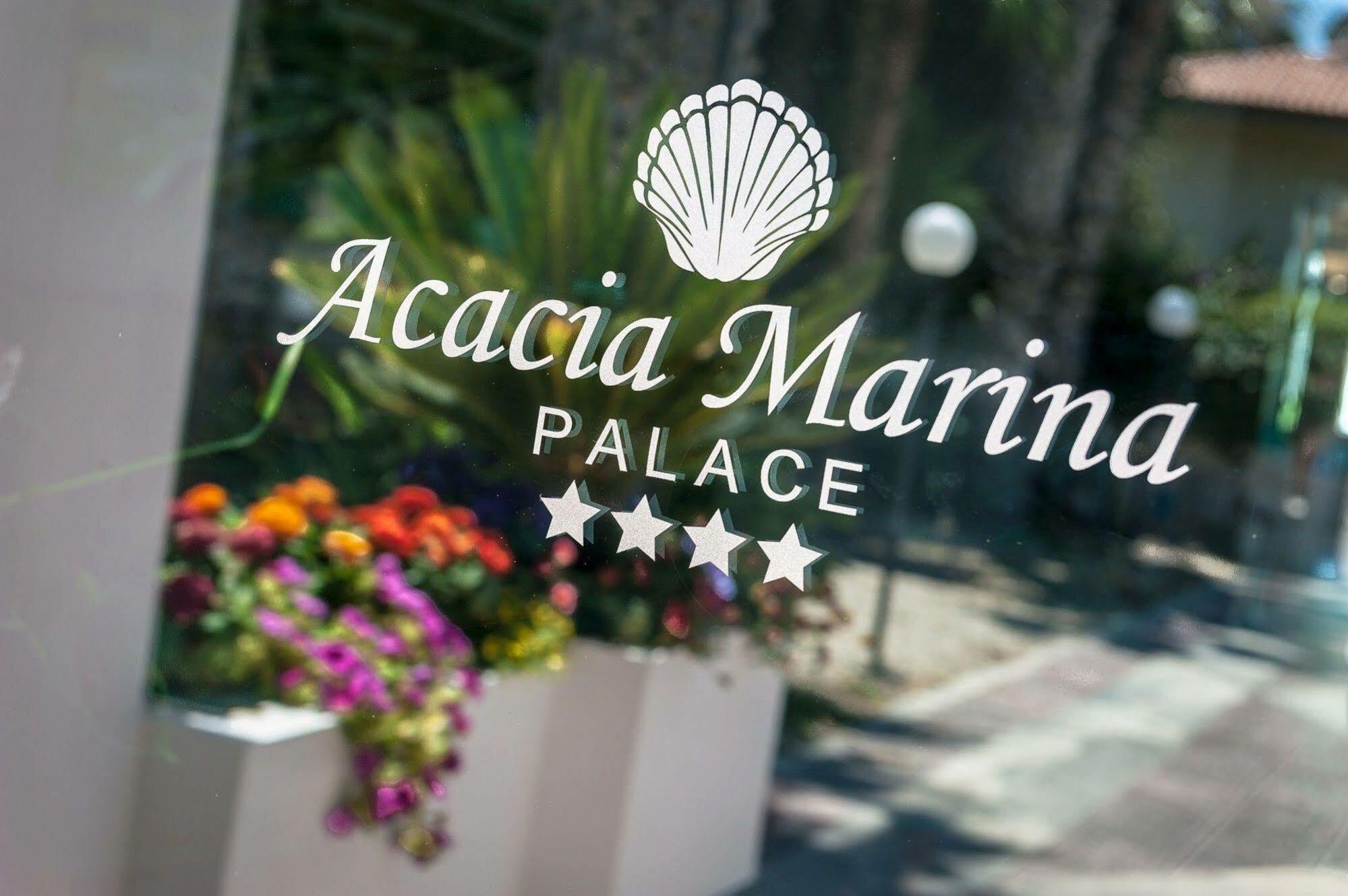 Готель Acacia Marina Марина-ді-Рагуза Екстер'єр фото